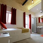 Lovely House Private By Vallettastay ホステル *