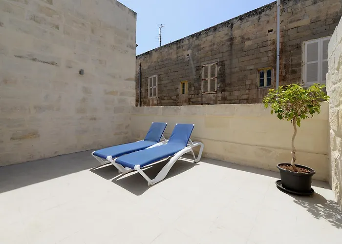 Hostel Lovely House Private By Vallettastay