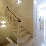 Lovely House Private By Vallettastay 호스텔