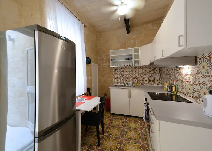 Lovely House Private By Vallettastay Hostel Βαλέτα